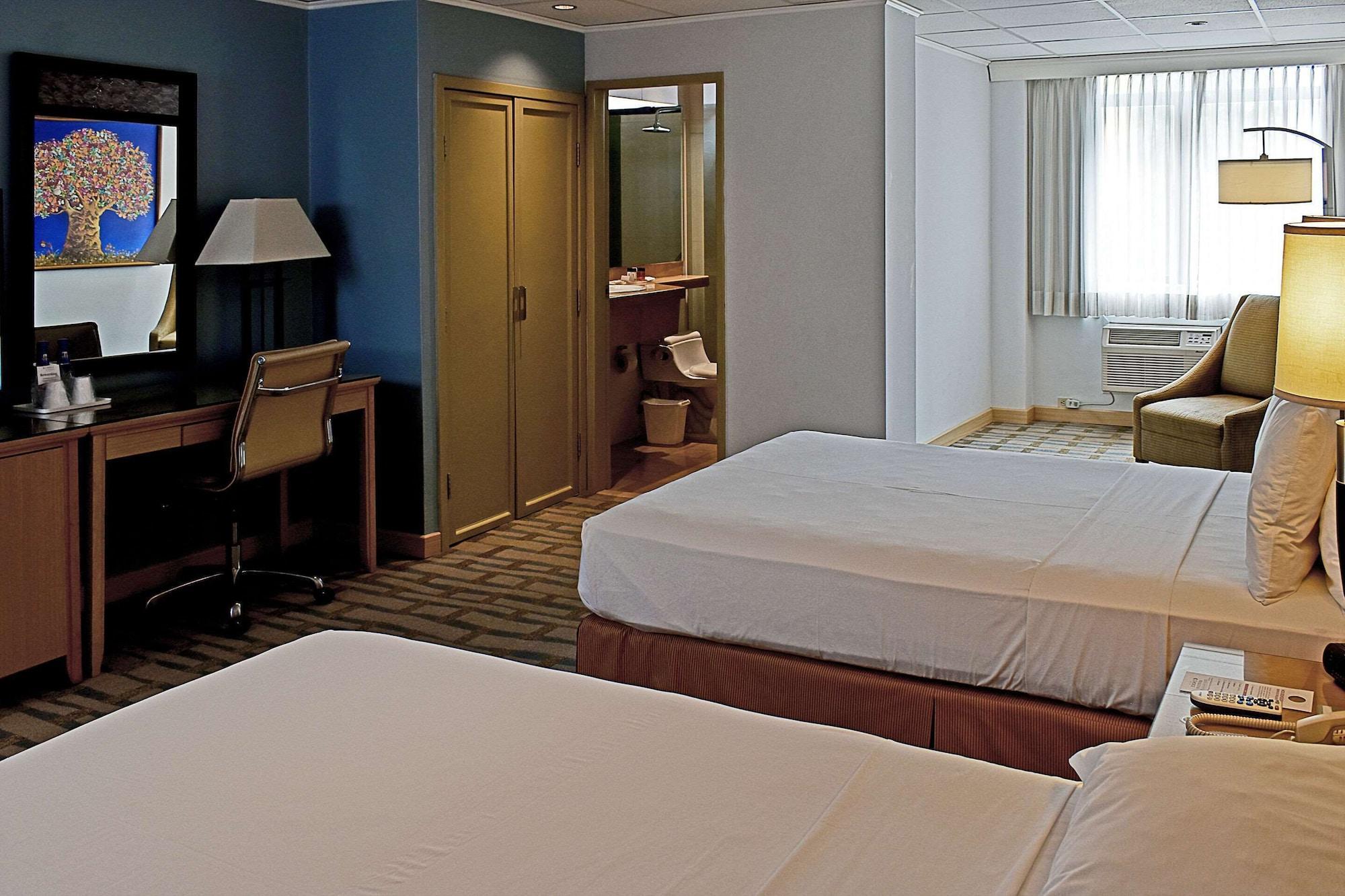Grand Guayaquil, Ascend Collection 4*