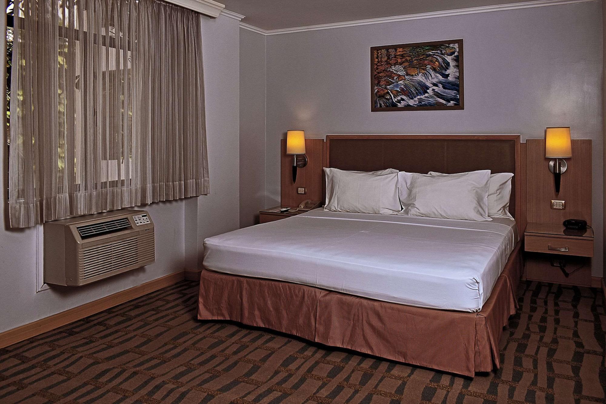 Grand Guayaquil, Ascend Collection 4*