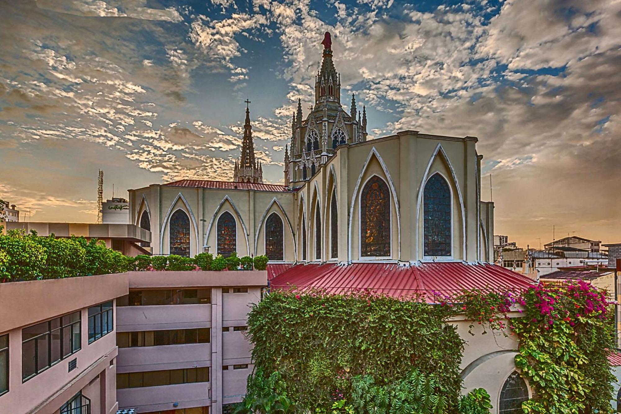 Grand Guayaquil, Ascend Collection Hotel