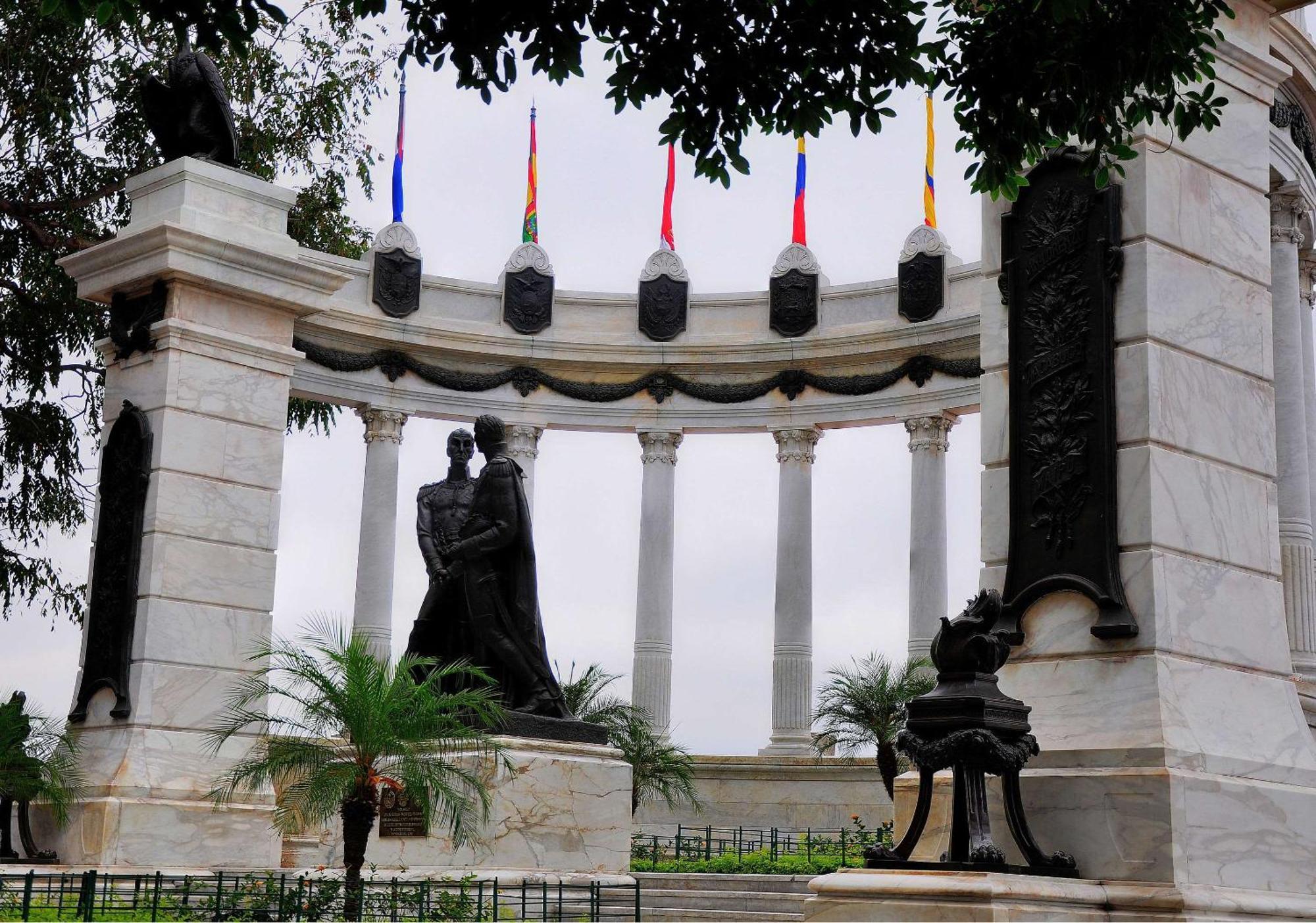 Grand Guayaquil, Ascend Collection