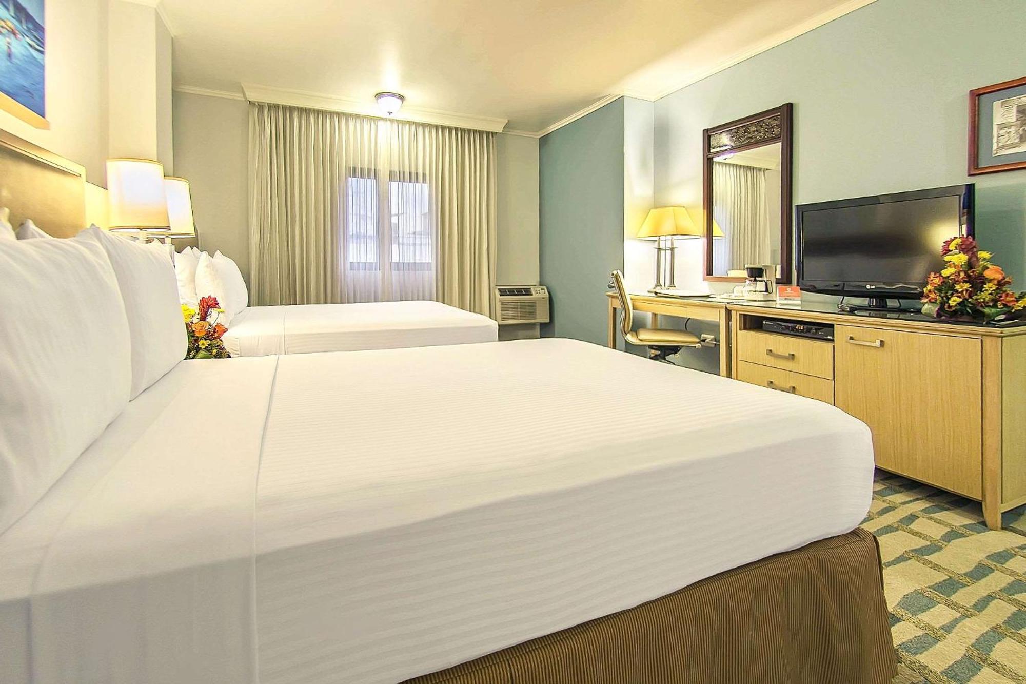 Grand Guayaquil, Ascend Collection Hotel 4*
