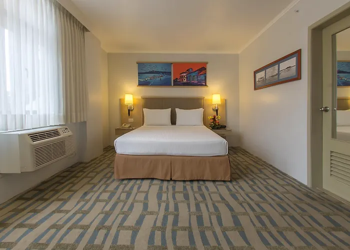 Grand Hotel Guayaquil, Ascend Hotel Collection